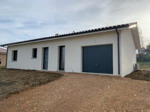 Maison de plain-pied traditionnelle construite à Roquesérière en Haute-Garonne