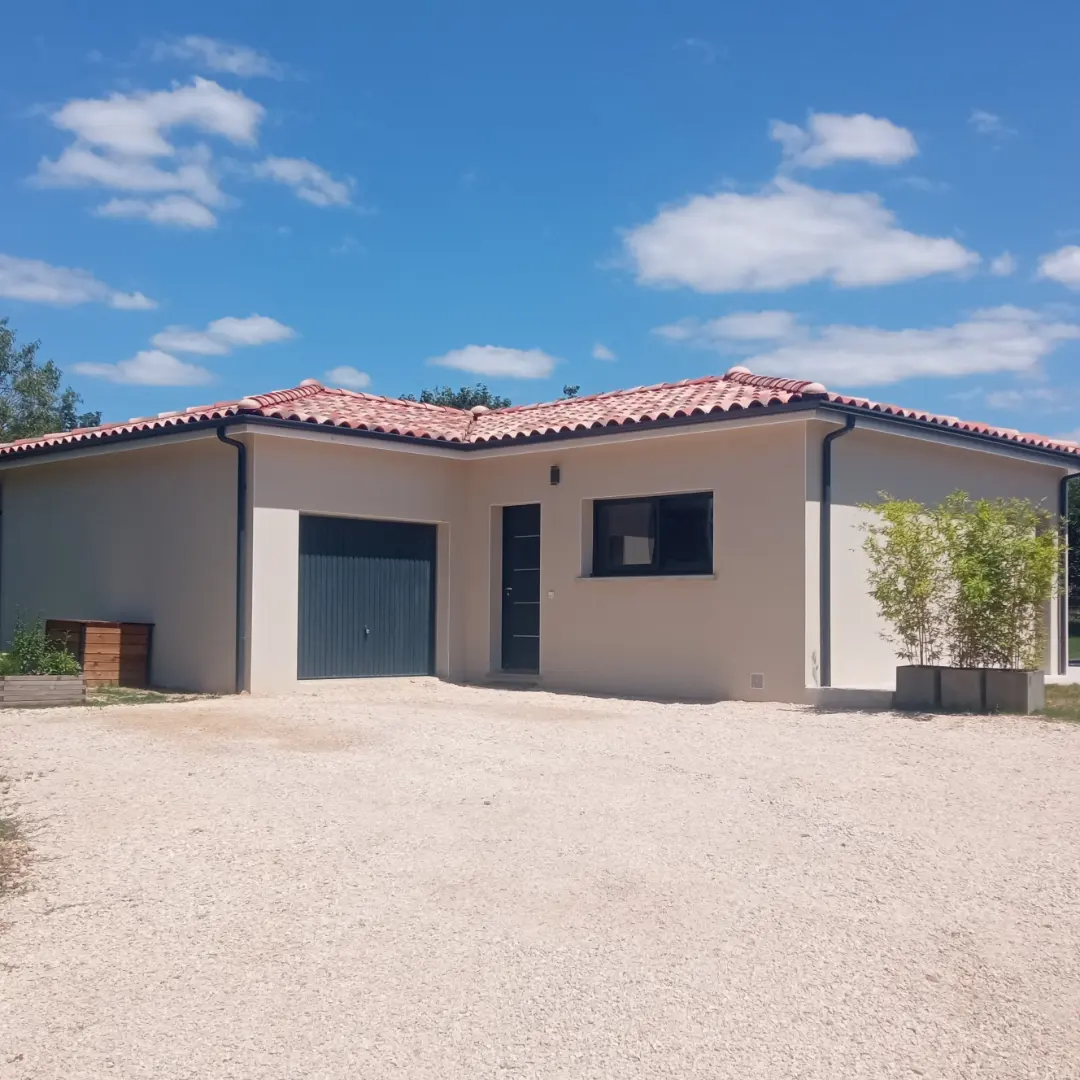 Maison neuve en L avec garage dans le Tarn-et-Garonne