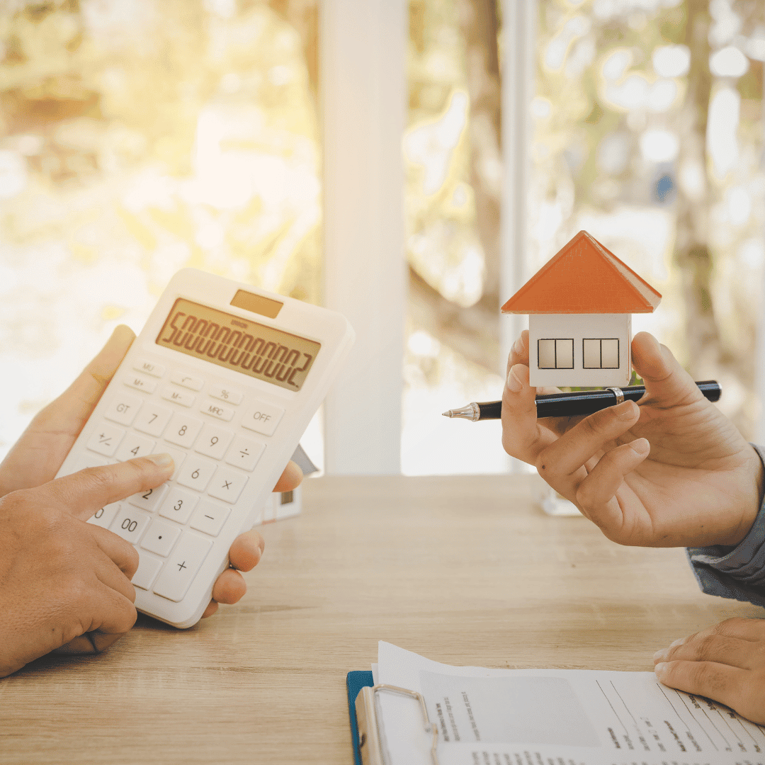 Faire construire sa maison : estimer le prix des emprunts