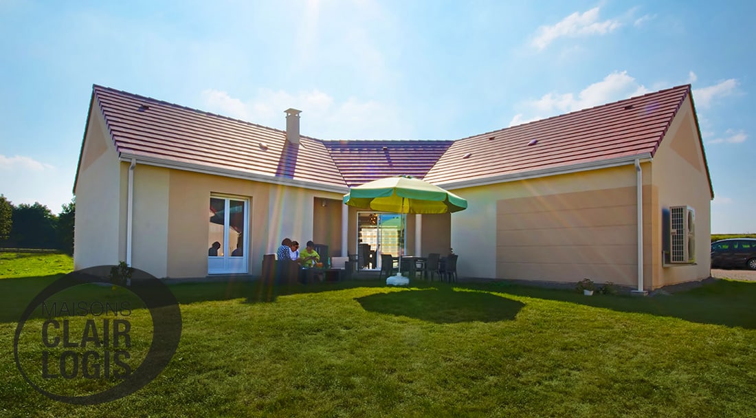 Maison en U construite en Auvergne