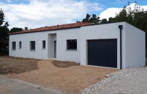 maison de plain-pied avec garage toit plat - Maisons Clair Logis