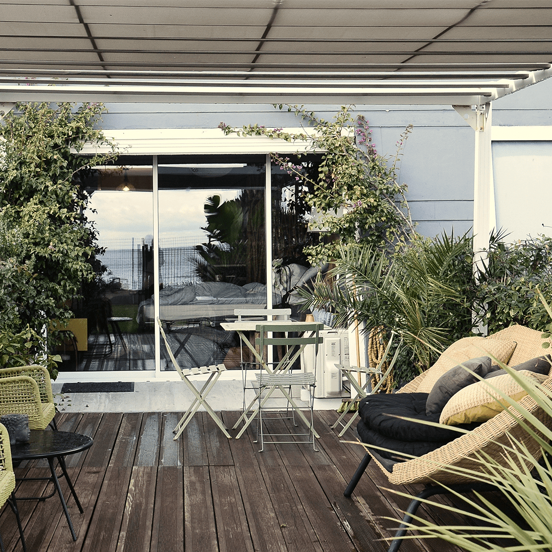 Maison individuelle : terrasse arboree