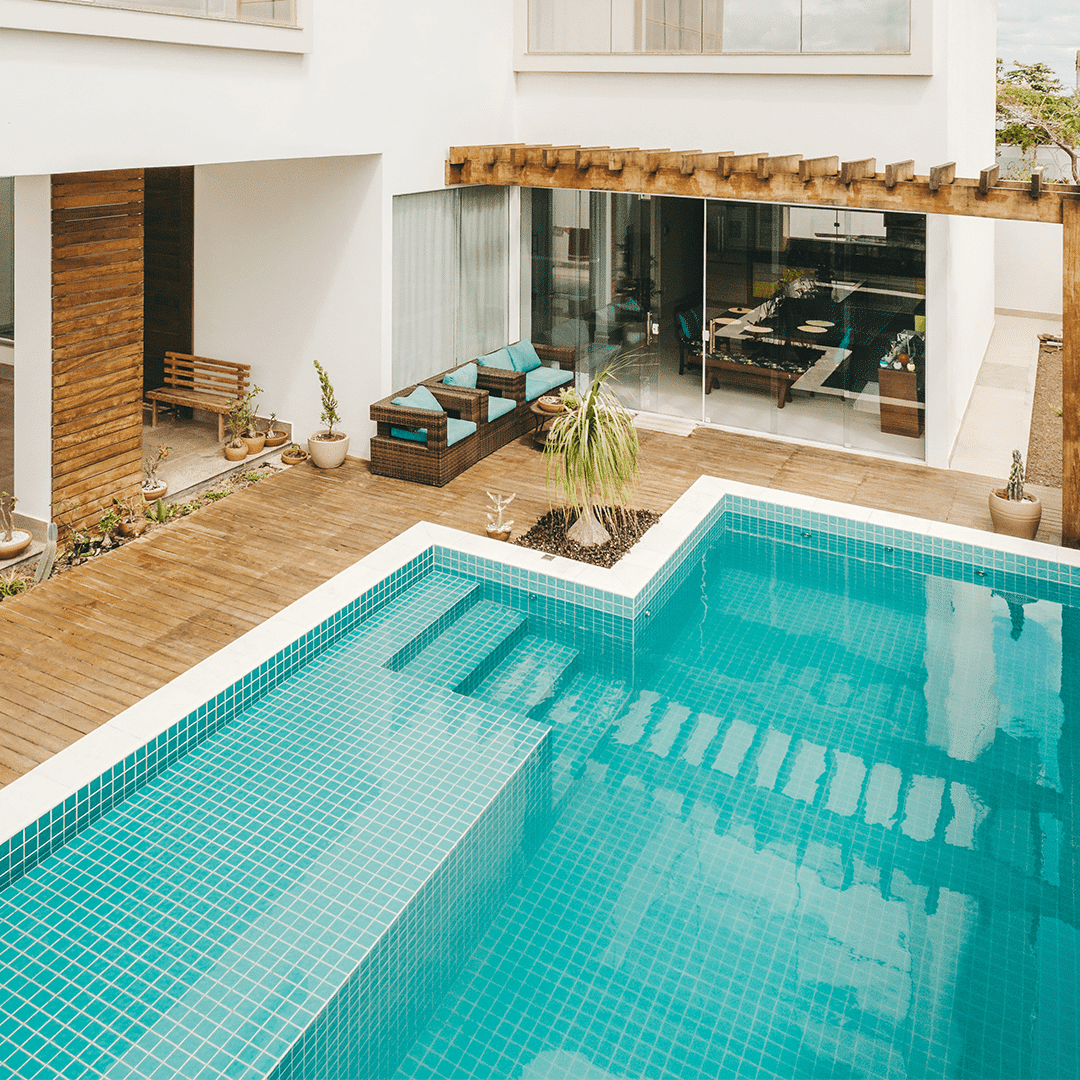 Maison individuelle : terrasse en bois